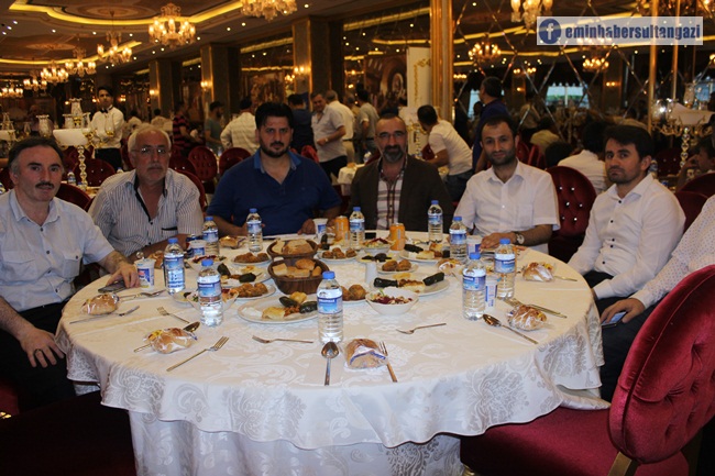 ak-parti-sultangazi-vefa-iftarıIMG_7502