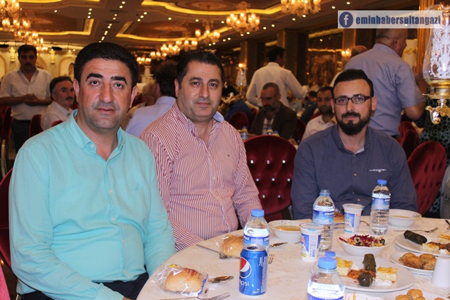 ak-parti-sultangazi-vefa-iftarıIMG_7560