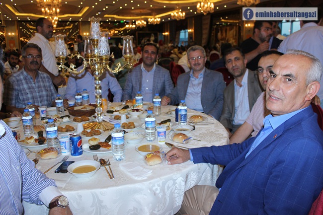 ak-parti-sultangazi-vefa-iftarıIMG_7561