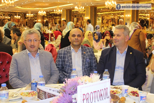 ak-parti-sultangazi-vefa-iftarıIMG_7639