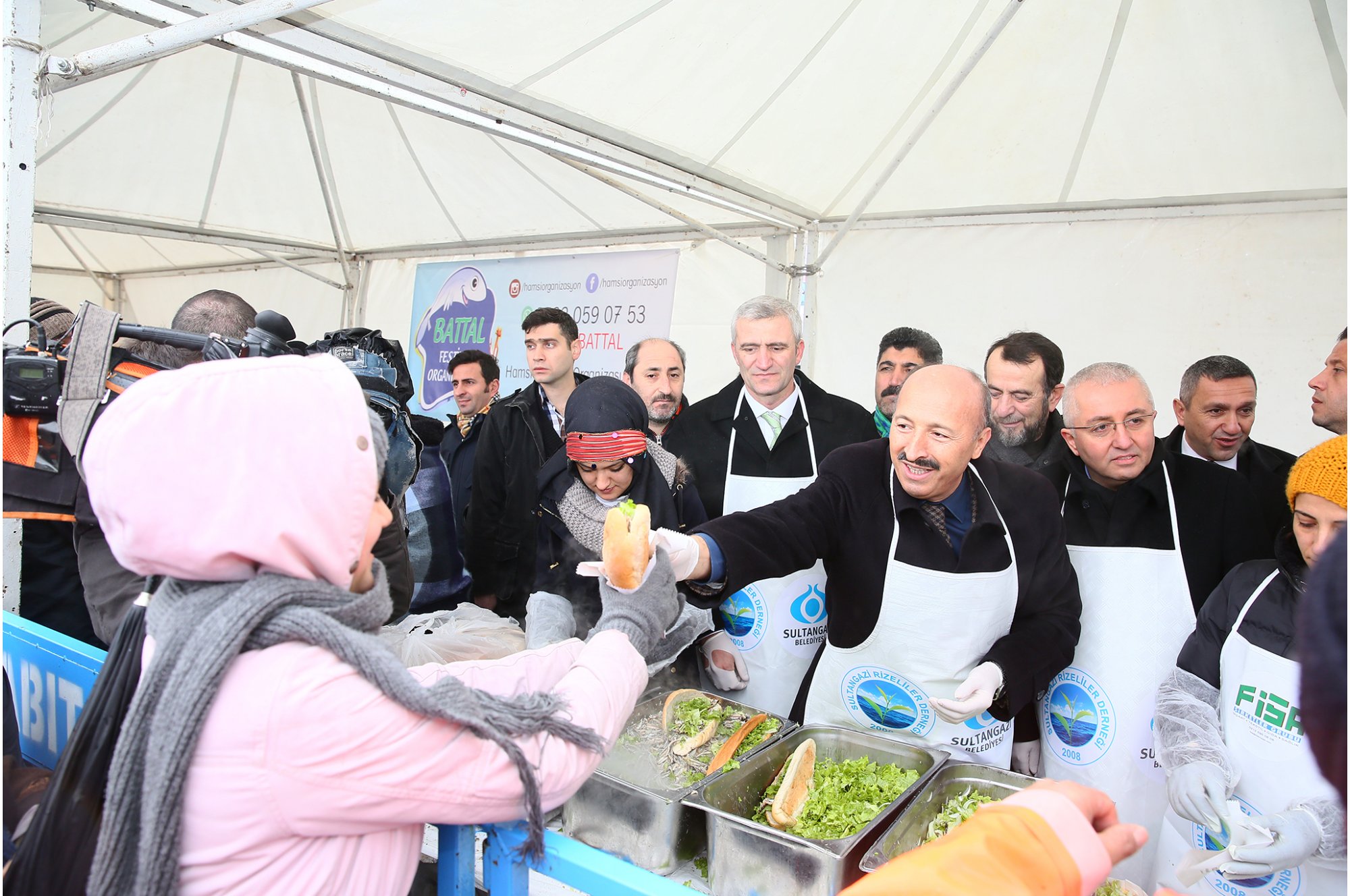 Sultangazi Yöresel Ürünler ve Hamsi Festivali’ne Büyük İlgi