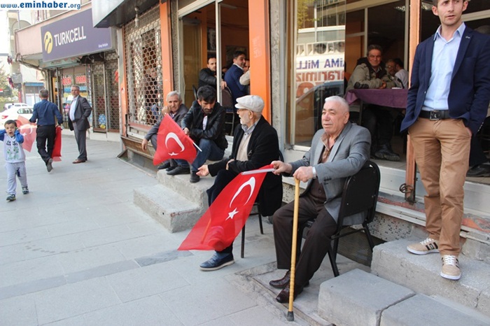 Ak Parti Sevgi yürüyüşü ile final yaptıIMG_1123