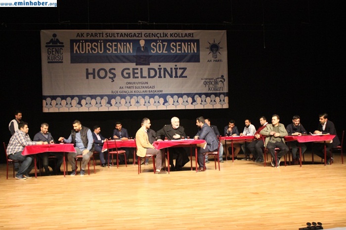 ak-parti-gençlik-kolları-genç-kürsüIMG_0971