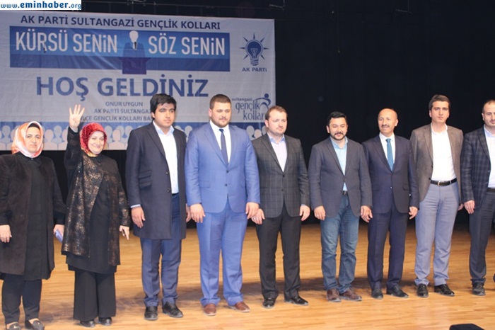 ak-parti-gençlik-kolları-genç-kürsüIMG_1019