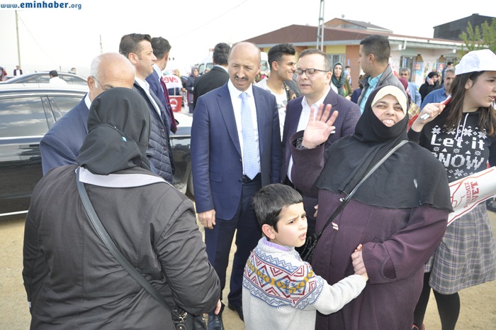 ak-parti-yayla-mahallesi-sevgi-yürüyüşü_DSC9930