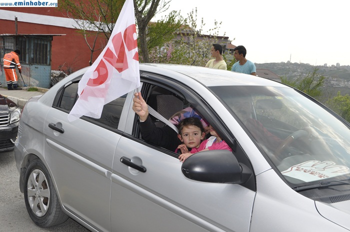 ak-parti-yayla-mahallesi-sevgi-yürüyüşü_DSC9932