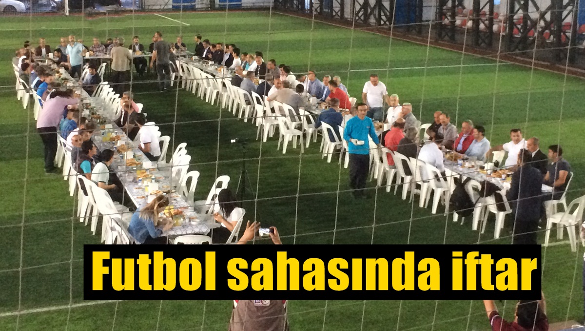 Sultangazispor’dan yeşil sahada iftar