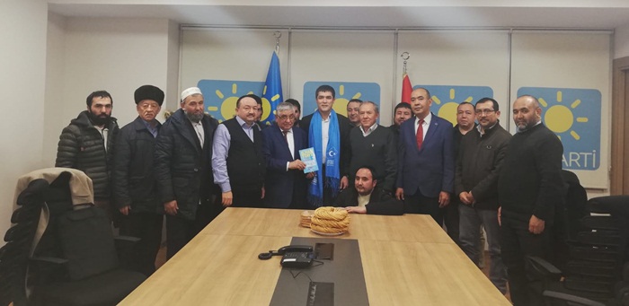 Uygur Türklerinden İYİ Parti’ye teşekkür ziyareti