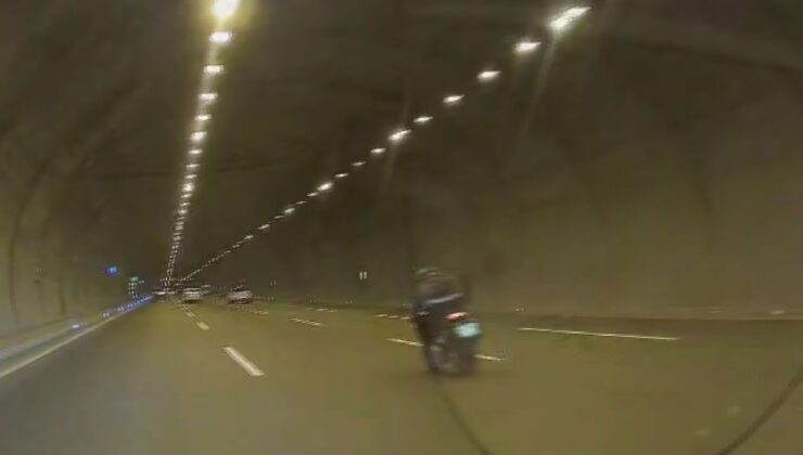 Cebeci Tüneli’nde motosiklet kazası araç kamerasında