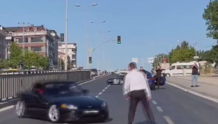 Arnavuköy’de trafikte drift atan grup kamerada